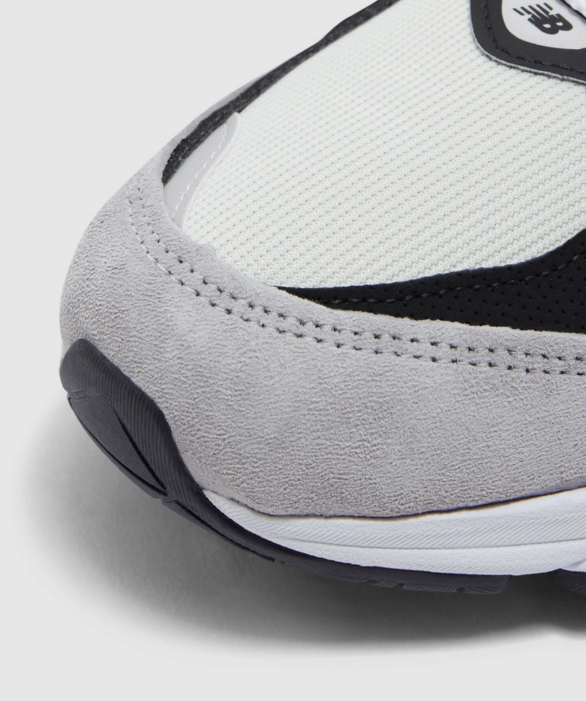 New Balance MIUS 990v6 sneaker